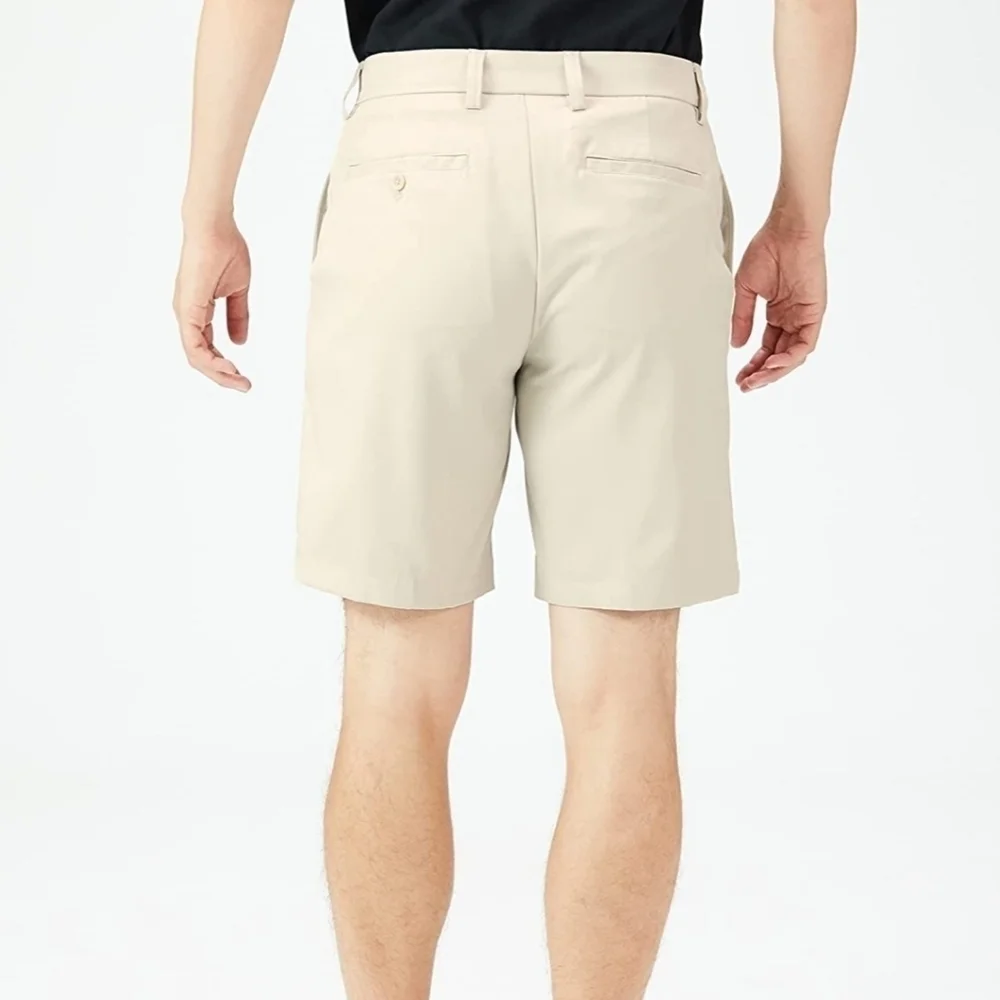Amazon Essentials Men's Classic-Fit Stretch Golf Short Size 30W